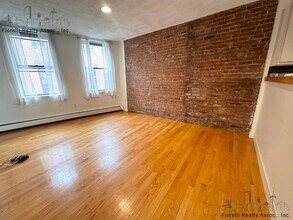 40 Lewis St, Unit 2 in Boston, MA - Building Photo - Building Photo
