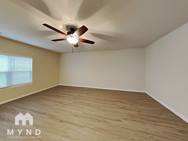 8504 Paw Valley Ln in Charlotte, NC - Building Photo - Building Photo