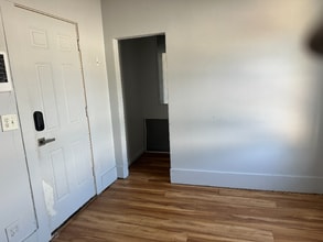 341 Broadway St in Estacada, OR - Foto de edificio - Building Photo