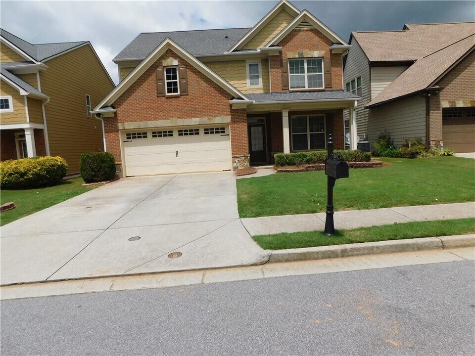 540 E Fork Shady Dr NW in Lilburn, GA - Building Photo