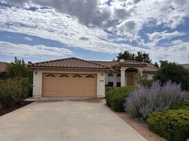 1806 Reading Ln in Prescott, AZ - Building Photo