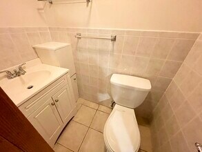 241 W 3rd St in Boston, MA - Building Photo - Building Photo