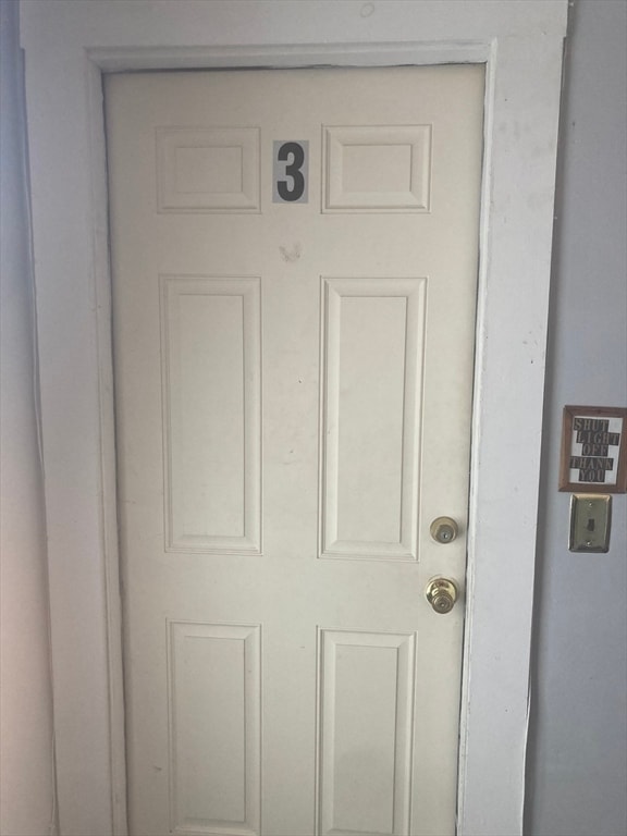 property at 24 Livingston Rd