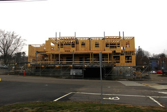 10 Pettee Brook Ln in Durham, NH - Foto de edificio - Building Photo