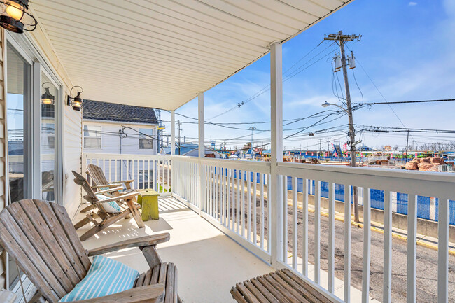 28 Bay Ave in Keansburg, NJ - Building Photo - Building Photo
