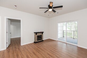 122 Harmony Mdws Ct in Dardenne Prairie, MO - Building Photo - Building Photo