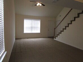 3509-3511-3511 La Mesa Dr in Columbia, MO - Building Photo - Building Photo