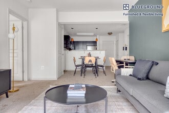 925 N Garfield St, Unit FL2-ID516 in Arlington, VA - Building Photo - Building Photo