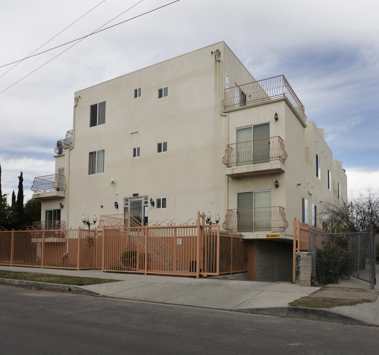 12017 Hart St in North Hollywood, CA - Building Photo