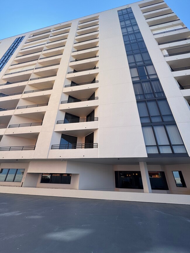 2917 S Atlantic Ave in Daytona Beach Shores, FL - Building Photo - Building Photo