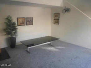 3126 W Adirondack Ct in Westlake Village, CA - Building Photo - Building Photo