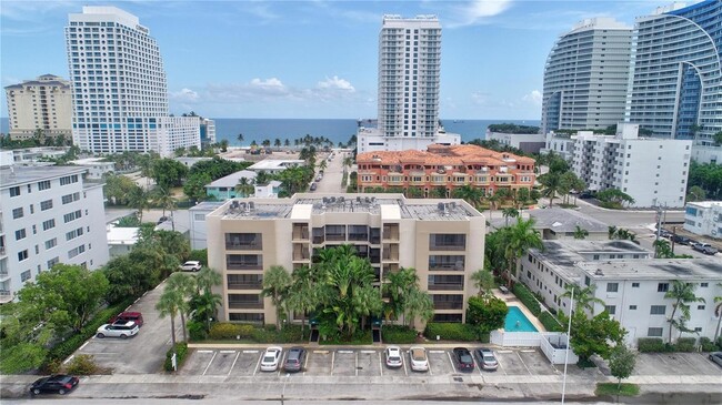 520 Orton Ave, Unit 204 in Fort Lauderdale, FL - Building Photo - Building Photo