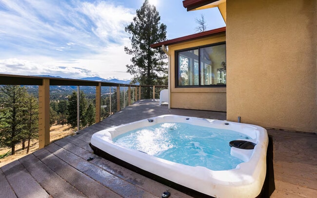 280 Highland Meadows Dr