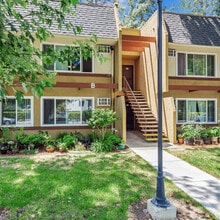 San Jose Gardens in San Jose, CA - Building Photo - Building Photo