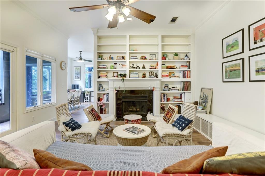 1201 Castle Hill St in Austin, TX - Building Photo