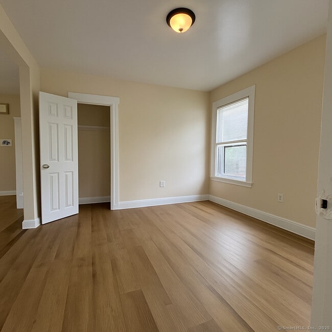 73 Clifford St in Bridgeport, CT - Building Photo - Building Photo