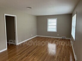 3533 SW 9th St in Topeka, KS - Building Photo