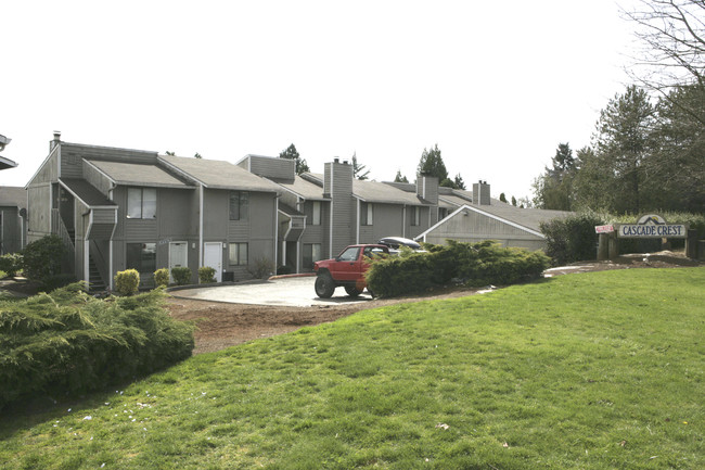 Cascade Crest Condominiums in Vancouver, WA - Building Photo - Building Photo