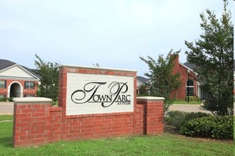 Town Parc At Tyler in Tyler, TX - Building Photo - Building Photo