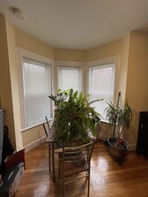16 Blake St, Unit 3 in Cambridge, MA - Foto de edificio - Building Photo
