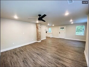 112 S University Ave in Fayetteville, AR - Building Photo - Building Photo