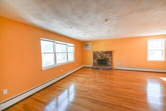 46 Marlboro St in Belmont, MA - Building Photo - Building Photo