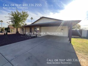 2255 W Calle Iglesia Ave in Mesa, AZ - Building Photo - Building Photo