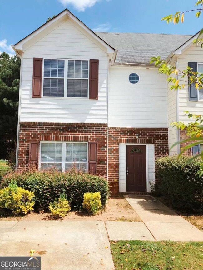 301 Brookview Dr in Riverdale, GA - Building Photo - Building Photo