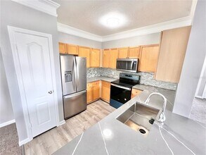 8836 Villa View Cir in Orlando, FL - Building Photo - Building Photo