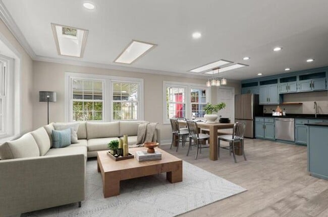 5470 Gloucester Rd in Columbia, MD - Building Photo - Building Photo