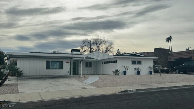 2905 Mason Ave in Las Vegas, NV - Building Photo - Building Photo