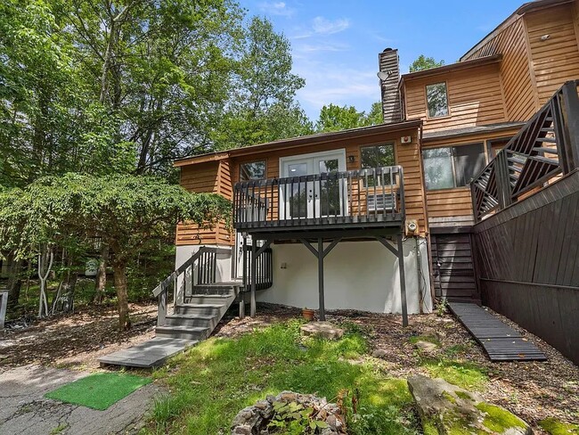 property at 38 Meadowlark Ln