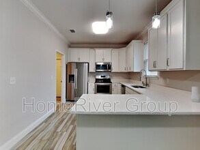 418 Little John Rd in Mary Esther, FL - Building Photo - Building Photo
