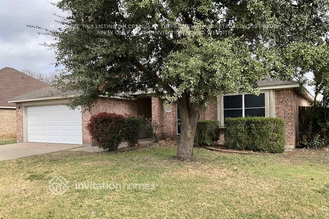 property at 944 Carlin Ln