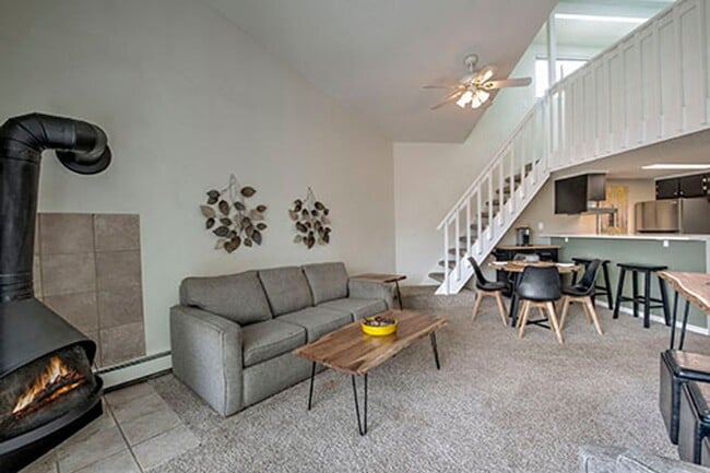 property at 2452 Ryan Gulch Rd