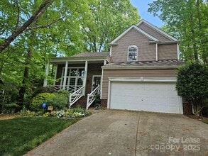 4015 Brownes Ferry Rd in Charlotte, NC - Building Photo - Building Photo