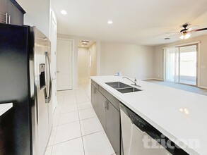 42246 W Balsa Dr in Maricopa, AZ - Building Photo - Building Photo