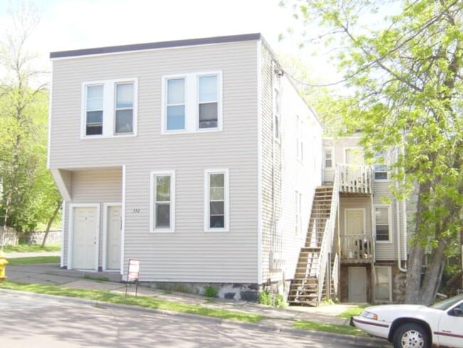 property at 332 N 21st Ave W