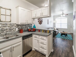 Residences at Holly Oaks in Weatherford, TX - Building Photo - Building Photo