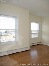 2 Central St in Somerville, MA - Building Photo - Building Photo