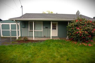 4627 SE 86th Ct in Portland, OR - Building Photo