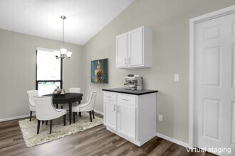 1817 Weather Stone Ln in Columbus, OH - Foto de edificio - Building Photo