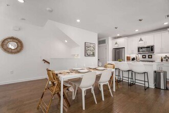 404 Pratt Dr SE in Atlanta, GA - Building Photo - Building Photo