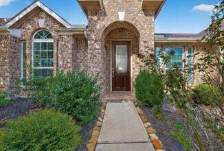 17506 Waeback Dr in Richmond, TX - Building Photo - Building Photo