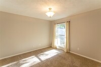 7 Crestwood Ct photo'