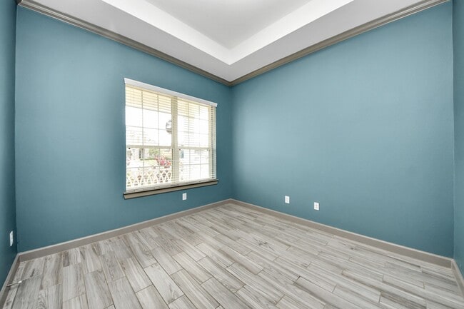 property at 211 Pleasant Hl Wy