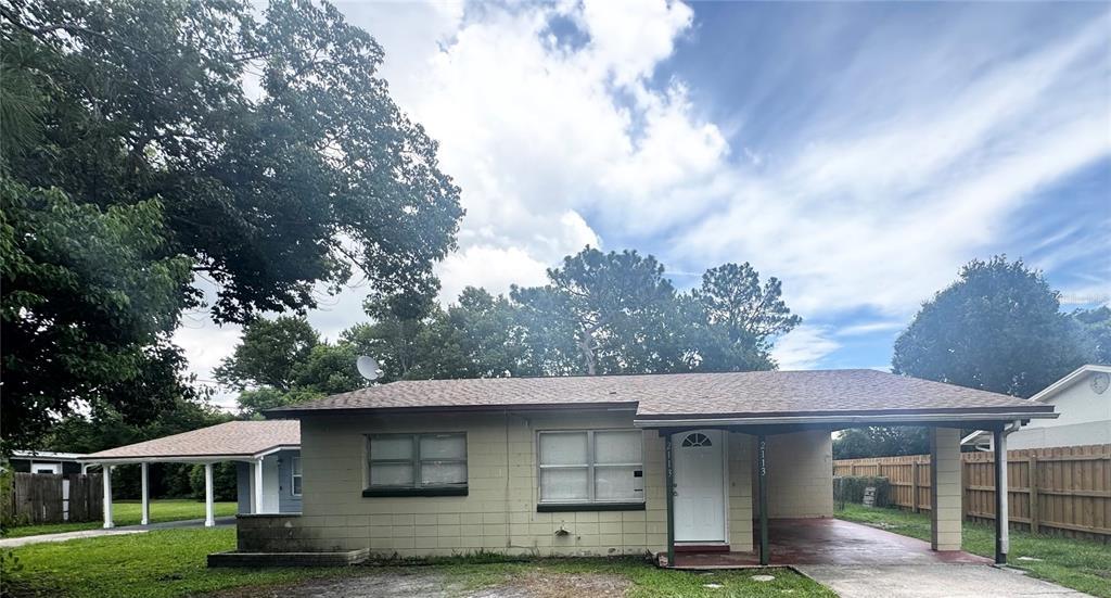 2113 Bonneville Dr in Orlando, FL - Building Photo