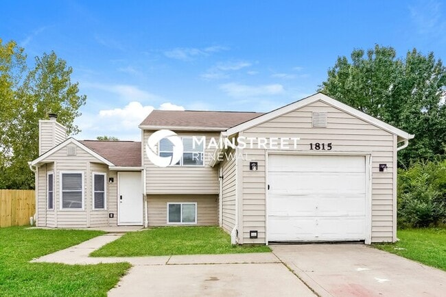 property at 1815 Keystone Lakes Dr