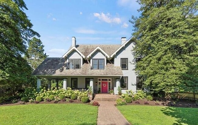 property at 3216 Hawthorne Ave