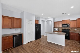 2140 W Desert Ln in Phoenix, AZ - Building Photo - Building Photo